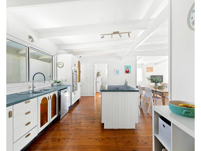 5 Malua Street, Malua Bay NSW 2536