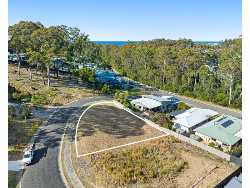4 Currawong Crescent, Malua Bay NSW 2536