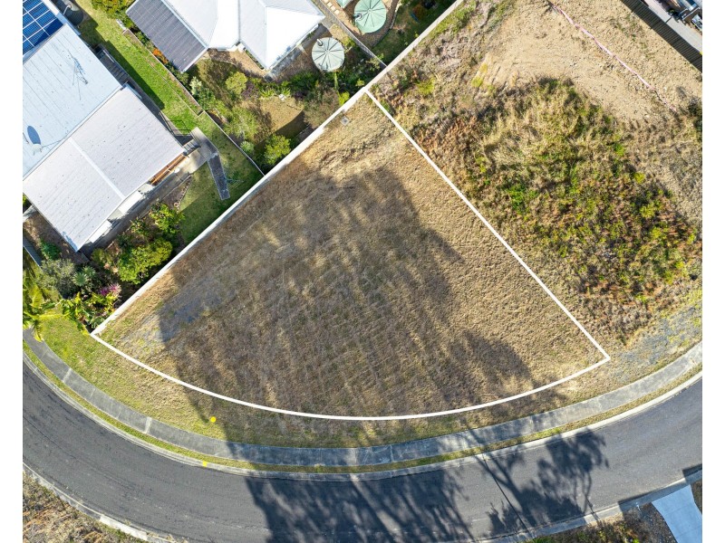 4 Currawong Crescent, Malua Bay NSW 2536