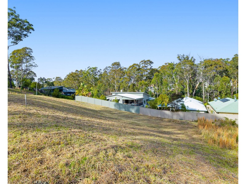 4 Currawong Crescent, Malua Bay NSW 2536