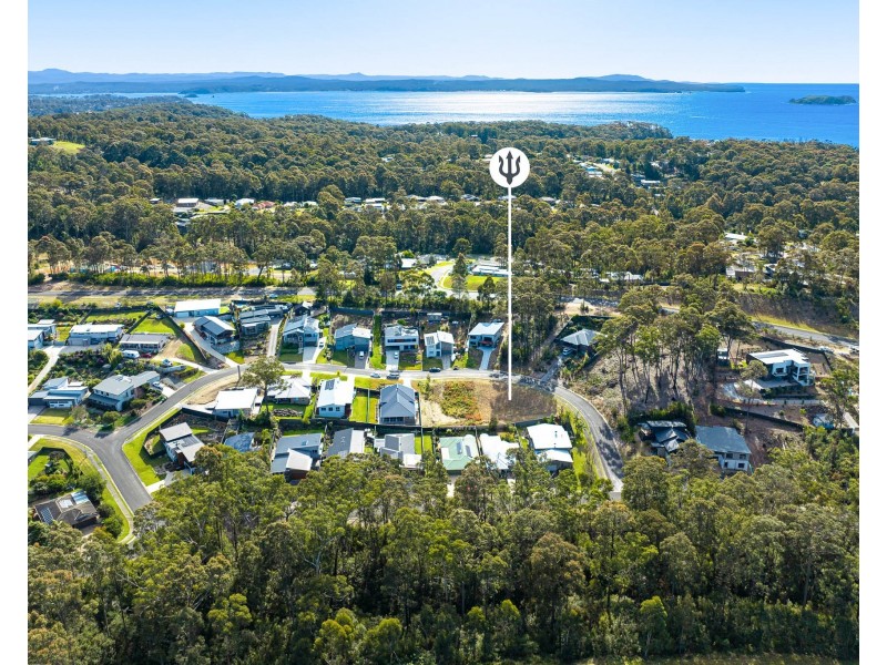4 Currawong Crescent, Malua Bay NSW 2536