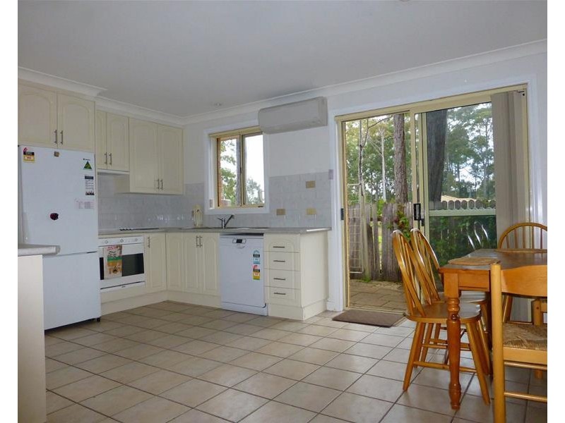 1/6 Edgewood Place, Denhams Beach NSW 2536