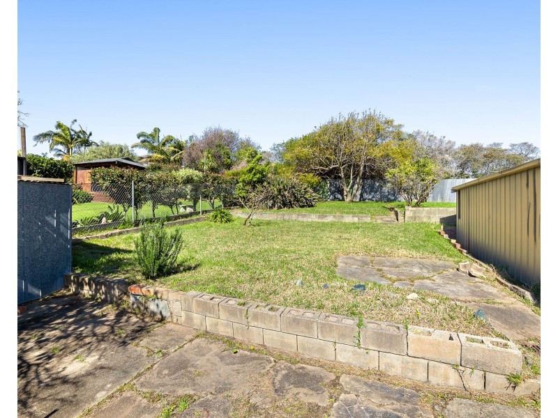 7 Iluka Avenue, Malua Bay NSW 2536