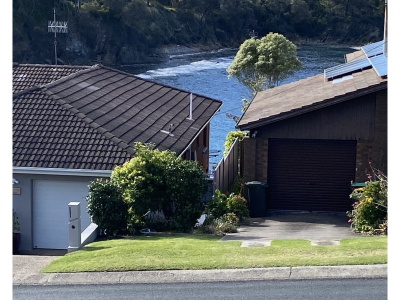 7 Iluka Avenue, Malua Bay NSW 2536