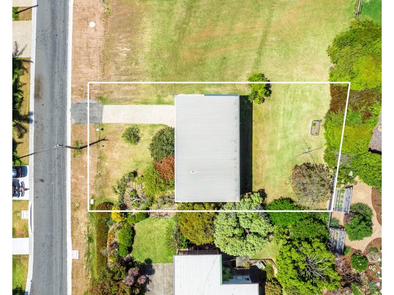 12 Merinda Street, Malua Bay NSW 2536