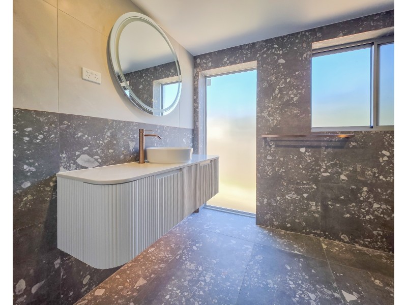 2/508 Beach Road, Denhams Beach NSW 2536