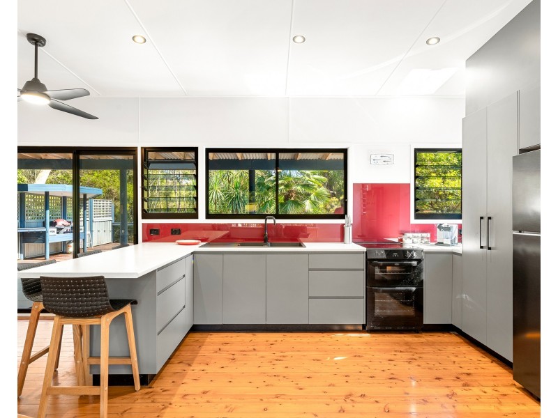 10 Rosedale Parade, Rosedale NSW 2536