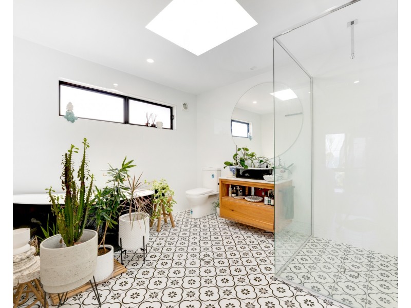 60 Yowani Road, Rosedale NSW 2536