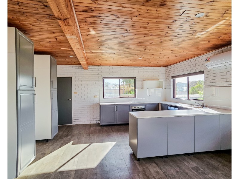 33 Garagarang Street, Malua Bay NSW 2536