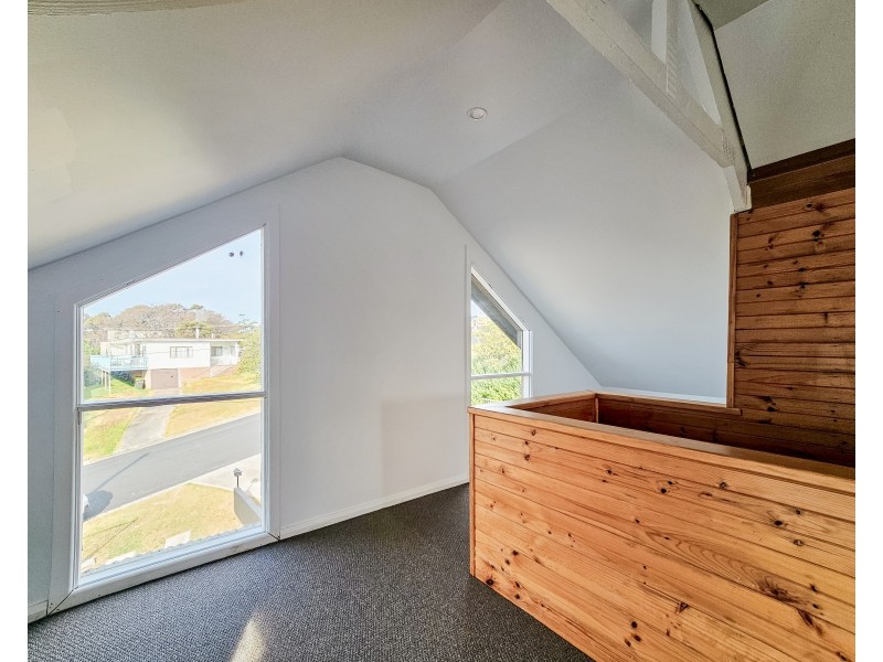 33 Garagarang Street, Malua Bay NSW 2536