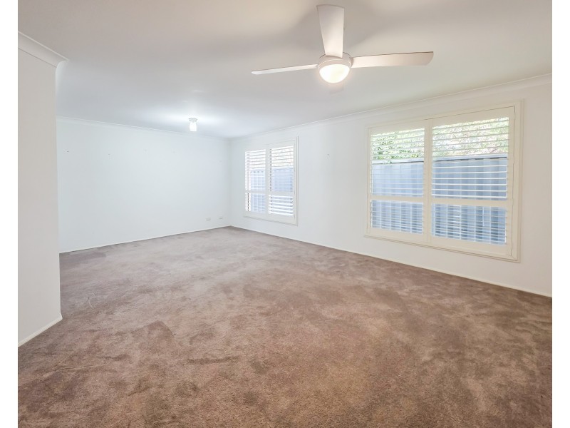 33 Zanthus Drive, Broulee NSW 2537