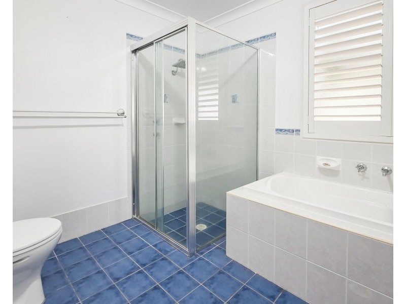 33 Zanthus Drive, Broulee NSW 2537