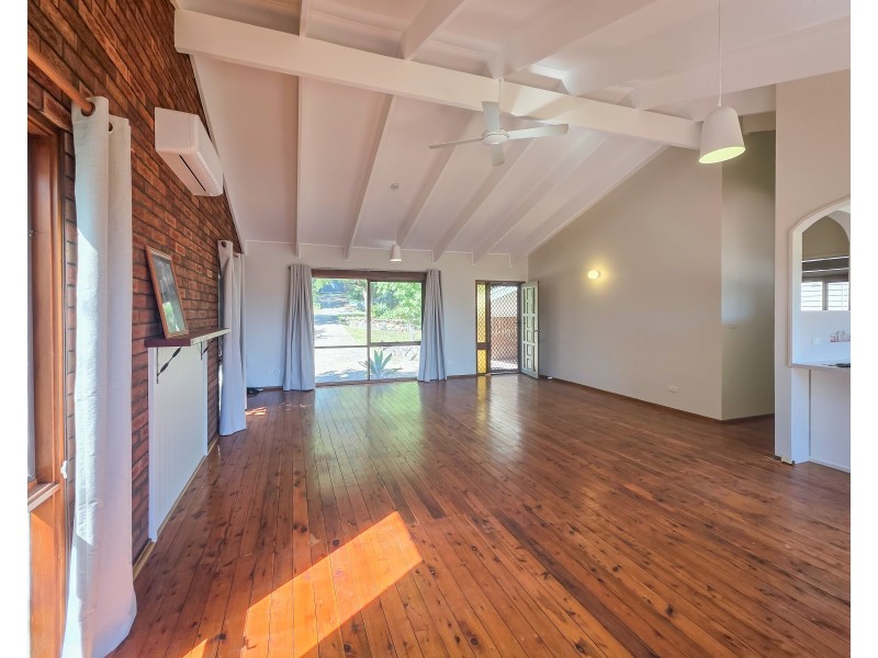 5 Burrawang Crescent, Sunshine Bay NSW 2536