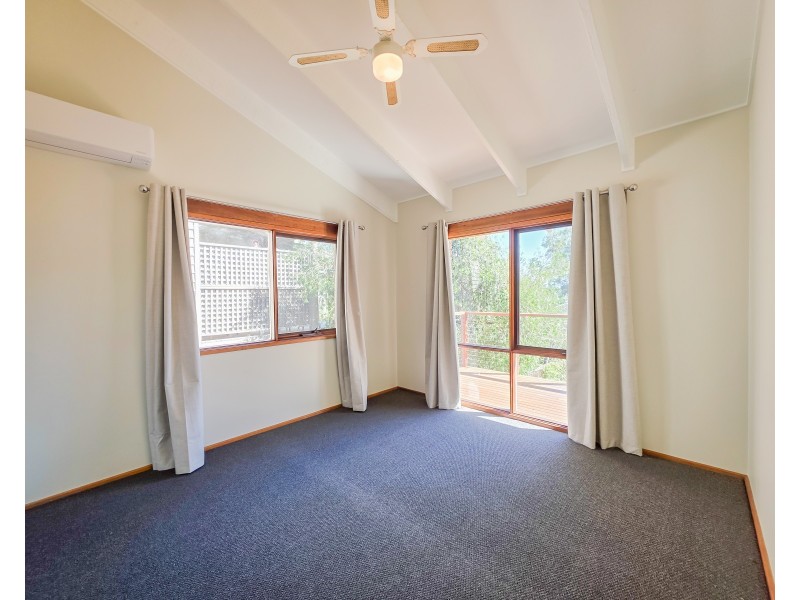 5 Burrawang Crescent, Sunshine Bay NSW 2536