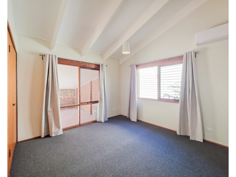 5 Burrawang Crescent, Sunshine Bay NSW 2536