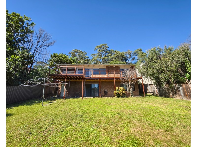 5 Burrawang Crescent, Sunshine Bay NSW 2536