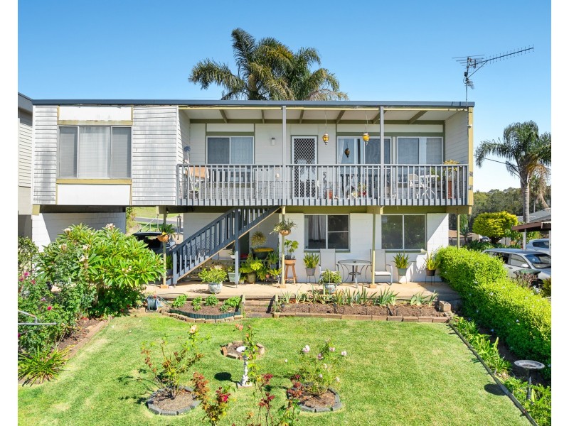 3 Joseph Street, Batehaven NSW 2536