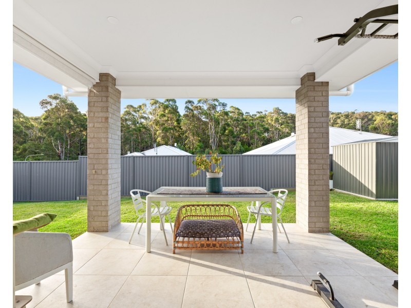 4 MCKENZIES CRESCENT, Malua Bay NSW 2536