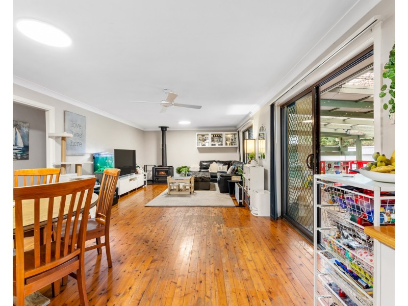 27 Surf Beach Avenue, Surf Beach NSW 2536