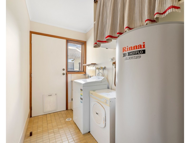 9 Youralla Avenue, Malua Bay NSW 2536