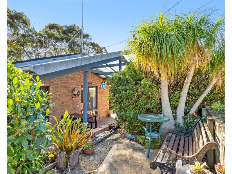 9 Youralla Avenue, Malua Bay NSW 2536