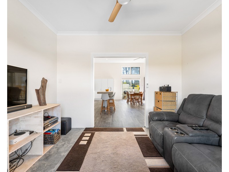 21B Currawong Crescent, Malua Bay NSW 2536
