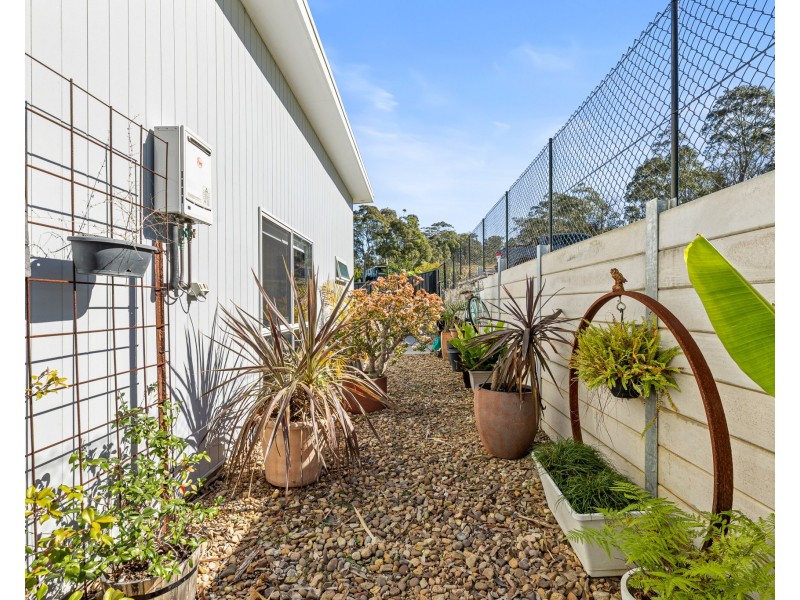 21B Currawong Crescent, Malua Bay NSW 2536
