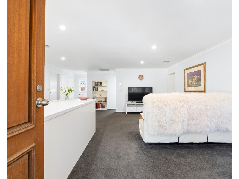 4/11 Eric Fenning Drive, Surf Beach NSW 2536