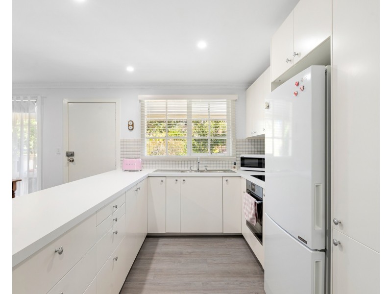4/11 Eric Fenning Drive, Surf Beach NSW 2536