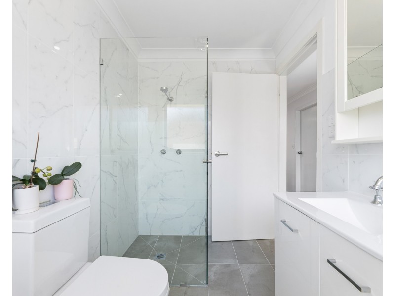 4/11 Eric Fenning Drive, Surf Beach NSW 2536