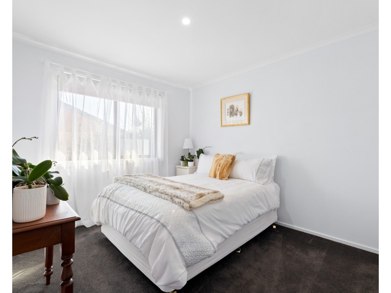4/11 Eric Fenning Drive, Surf Beach NSW 2536