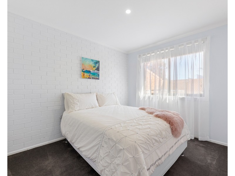 4/11 Eric Fenning Drive, Surf Beach NSW 2536