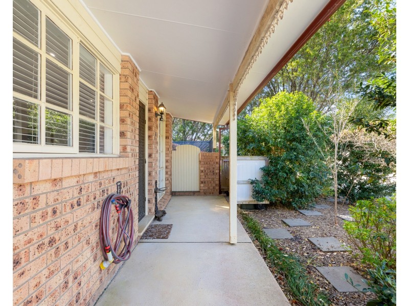 4/11 Eric Fenning Drive, Surf Beach NSW 2536