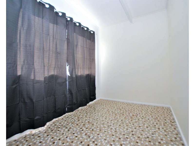 32 Pacific Road, Surf Beach NSW 2536