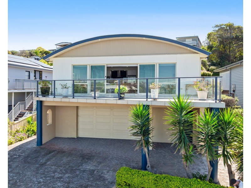 26 Tallawang Avenue, Malua Bay NSW 2536