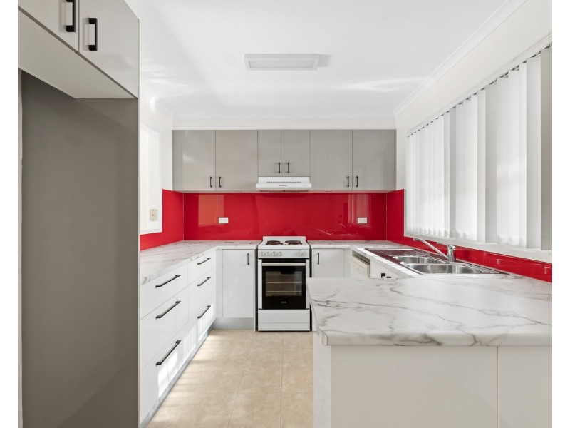 3/708-710 BEACH ROAD, Surf Beach NSW 2536