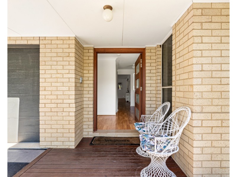 27 Yugura Street, Malua Bay NSW 2536