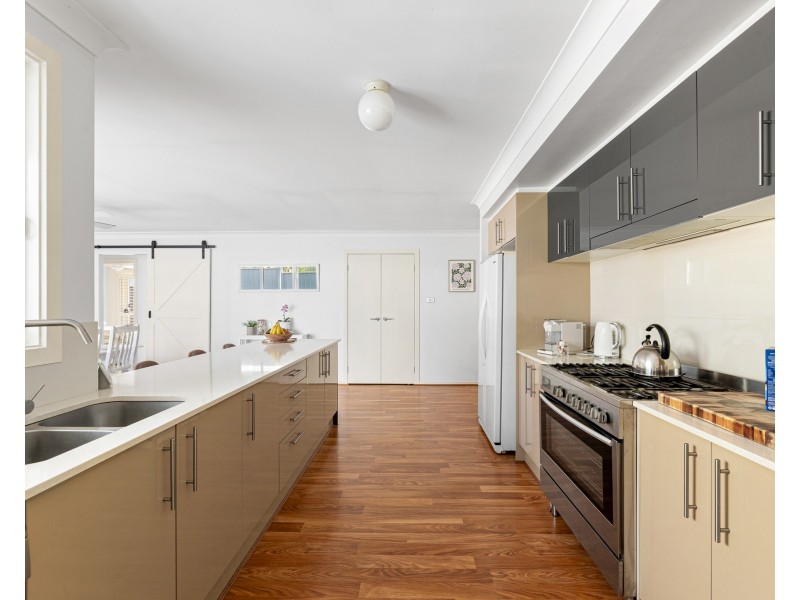27 Yugura Street, Malua Bay NSW 2536