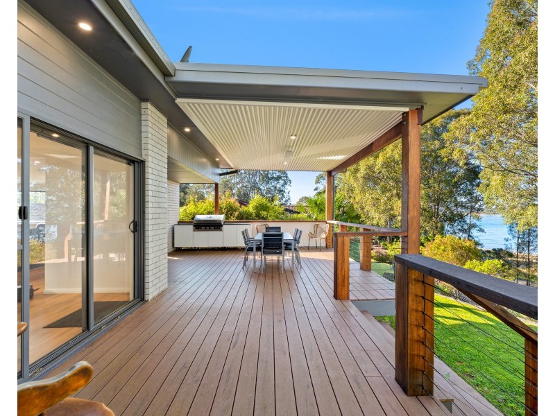 30 Peninsula Drive, North Batemans Bay NSW 2536