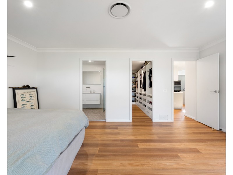 30 Peninsula Drive, North Batemans Bay NSW 2536
