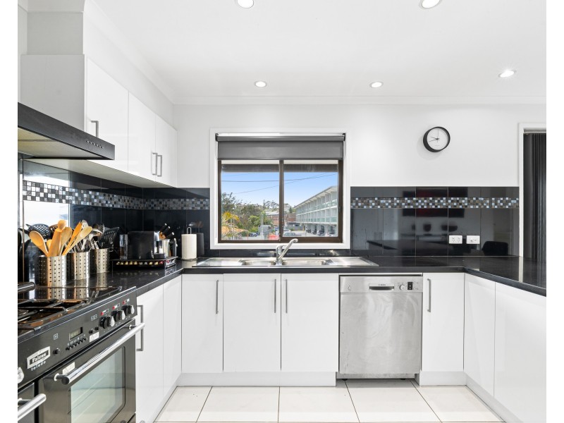 537 George Bass Drive, Malua Bay NSW 2536