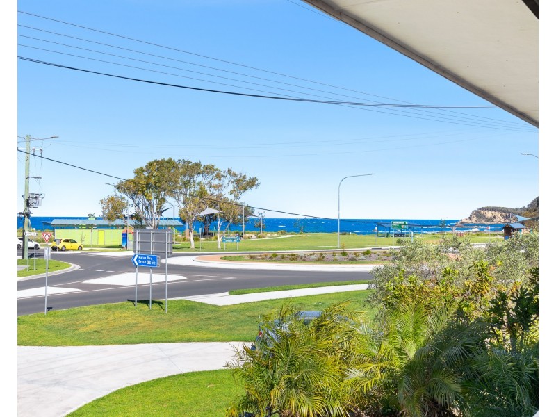 537 George Bass Drive, Malua Bay NSW 2536