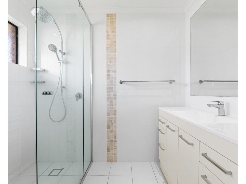 537 George Bass Drive, Malua Bay NSW 2536