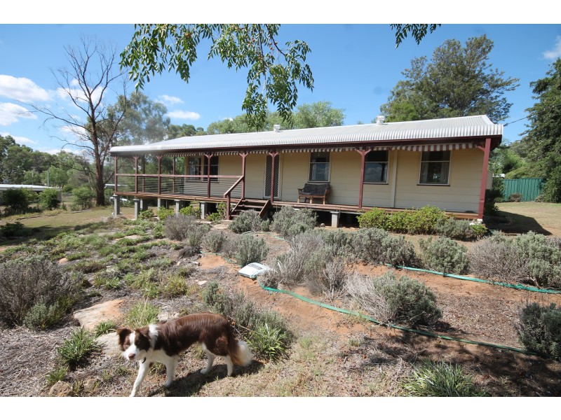 12 LANGLEY STREET, Merriwa NSW 2329