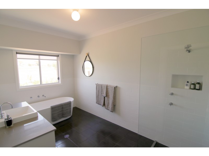 53 HALL ROAD, Merriwa NSW 2329