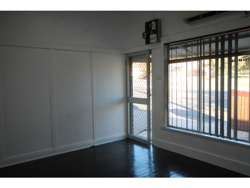 84 BETTINGTON STREET, Merriwa NSW 2329