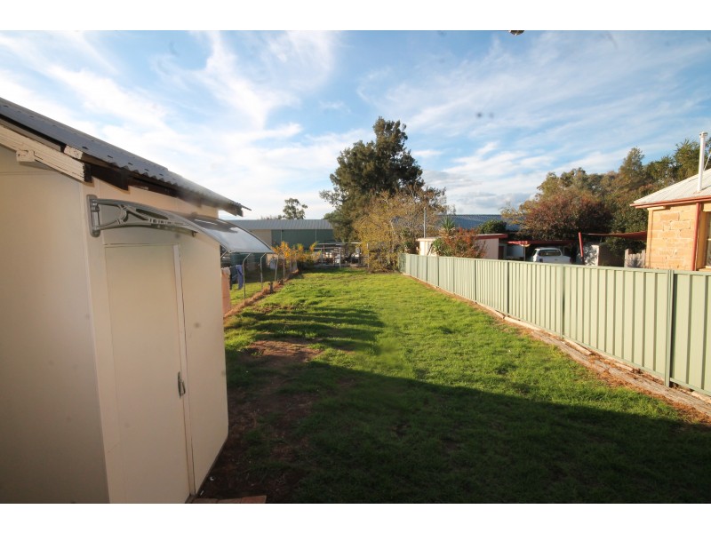 84 BETTINGTON STREET, Merriwa NSW 2329
