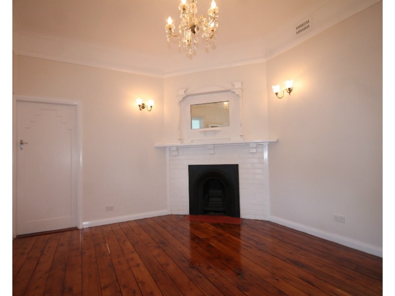 2 Gooch Street, Merriwa NSW 2329