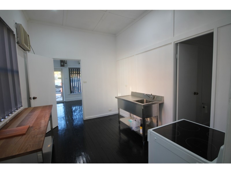 84 BETTINGTON STREET, Merriwa NSW 2329