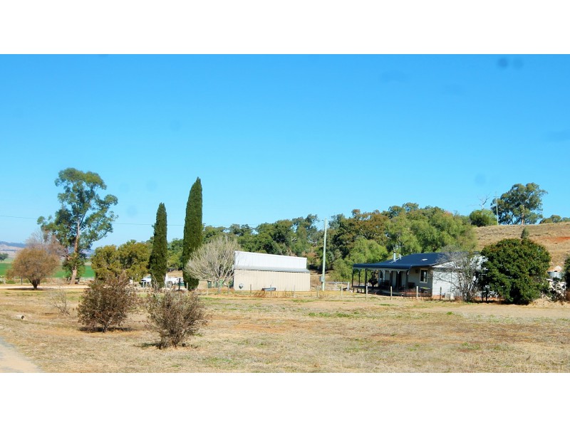‘Sulleys’ 5199 Golden Highway, Merriwa NSW 2329